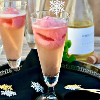 Italian Raspberry Prosecco Cocktail (Sgroppino)