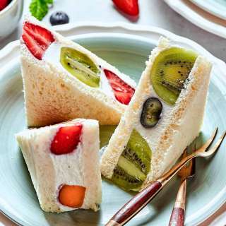 Fruit Sando