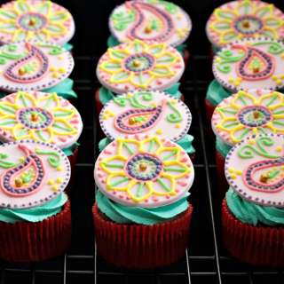 Mehndi Cupcakes