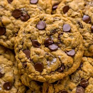 Oatmeal Chocolate Chip Cookies
