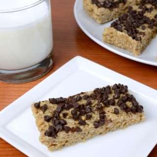 Chewy Chocolate Chip Granola Bars
