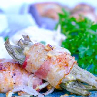 Easy Bacon Wrapped Green Bean Bundles