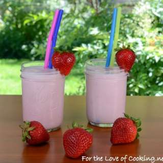 Homemade Strawberry Milk