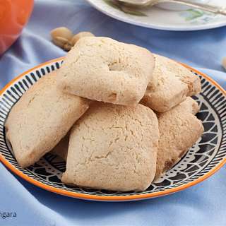 Low Fodmap Macadamia Cardamom Shortbread
