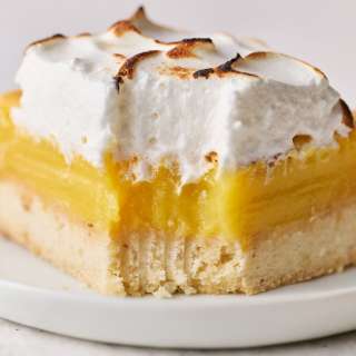 Lemon Meringue Pie Bars