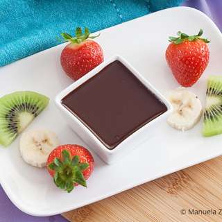 Low Fodmap Dark Chocolate Dipping Sauce
