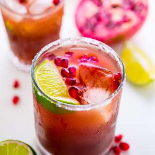Easy Pomegranate Margaritas