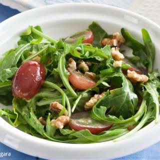 Low Fodmap Rocket Grape Salad