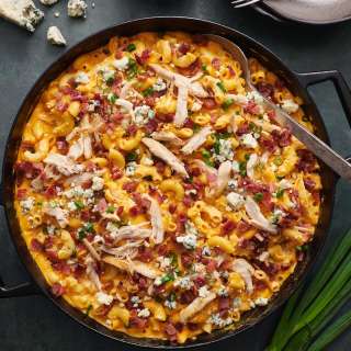 Buffalo Chicken Macaroni and Cheese