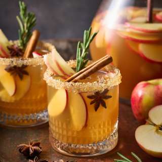 Honeycrisp Apple Cider Sangria