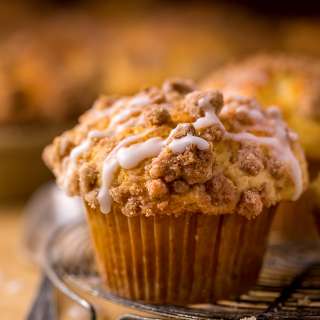Bakery-Style Coffee Cake Muffins