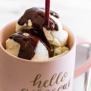 30-Second Easy Chocolate Sauce