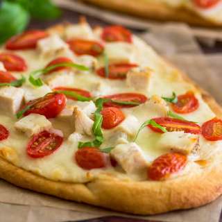 Naan Chicken Alfredo Pizza
