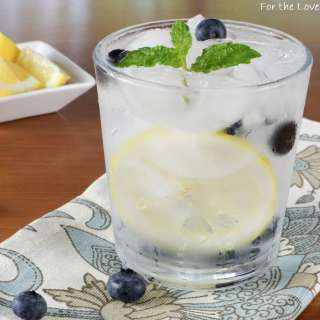 Blueberry Lemon Vodka Fizz