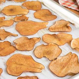 Baked Cinnamon-Sugar Pear Chips
