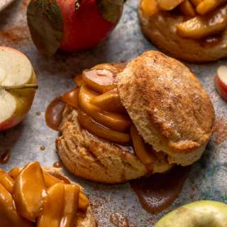 Cinnamon Apple Shortcakes