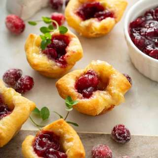 Cranberry Brie Bites
