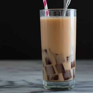 Milk Tea with Coffee Jelly