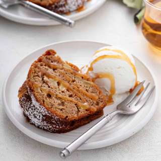 Easy Apple Bundt Cake