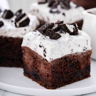 Oreo Poke Cake