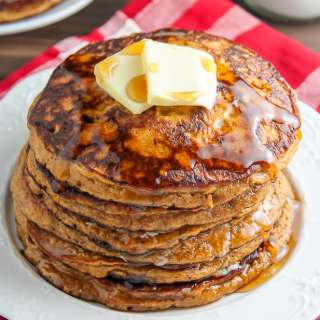 Whole Wheat Gingerbread Pancakes