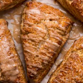 Bakery-Style Eggnog Scones