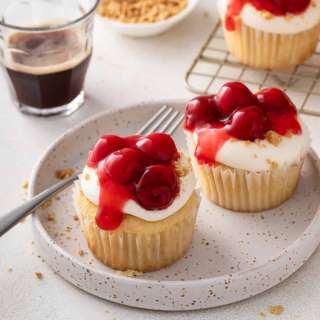 Cherry Cheesecake Cupcakes