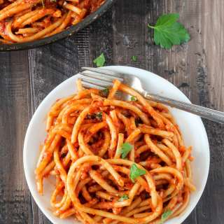 Sunday Suppers: One-Pan Bucatini Fra Diavolo