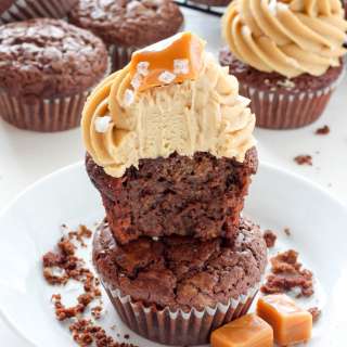 Dark Chocolate Brownie Cupcakes with Salted Caramel Frosting and a Giveaway