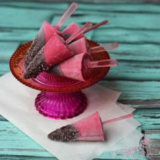 Raspberry, Yoghurt and Chocolate Popsicle