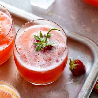 Homemade Strawberry Lemonade