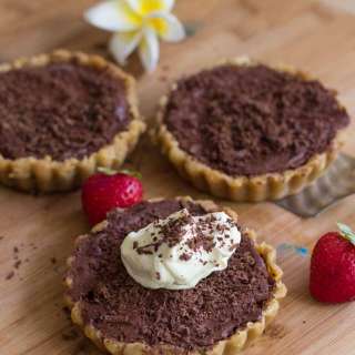 Easy Chocolate tart. No Baking