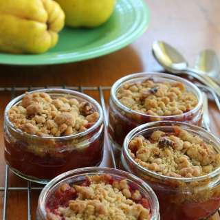 Ginger Tea, Quince and Raspberry Crumble
