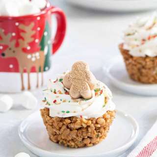 Gingerbread Marshmallow Treat Cupcakes