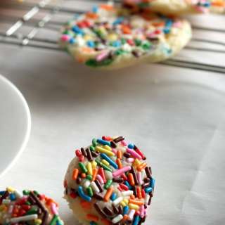 6-Ingredient Funfetti Ice Cream Sandwiches