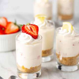 No Bake Strawberry Lemonade Cheesecakes