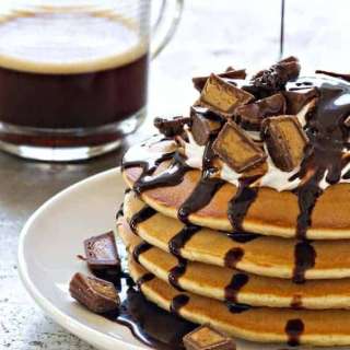 Peanut Butter Cup Pancakes