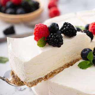 No-Bake Frozen Cheesecake