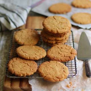 Vegan Peanut Butter Cookies