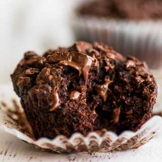 Small-batch Chocolate Banana Muffins (One-banana, One-bowl)
