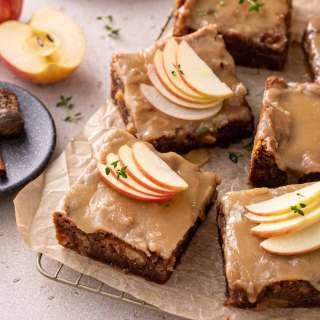 Caramel Apple Cake