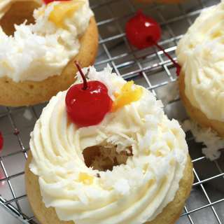(Baked) Pina Colada Donuts