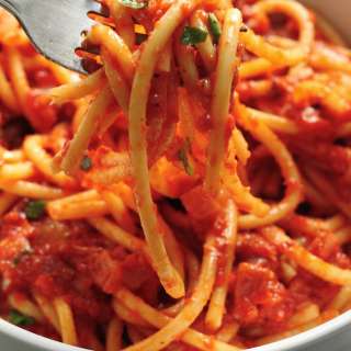 Quick and Easy Bucatini all’Amatriciana