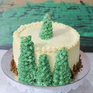 Gingerbread Cake with Caramel, lemon buttercream and christmas trees