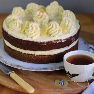 Black Tea Cake with Lemon Frosting