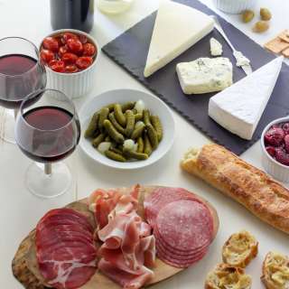 Summertime Cheese & Charcuterie Spread