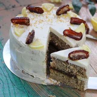 Banana cake- vegan with date caramel