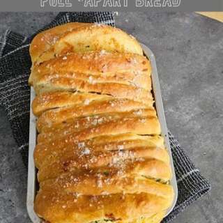 Garlic Parmean Pull Apart Bread