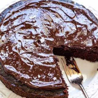 Red Wine Chocolate Cake