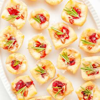 Cranberry Brie Bites